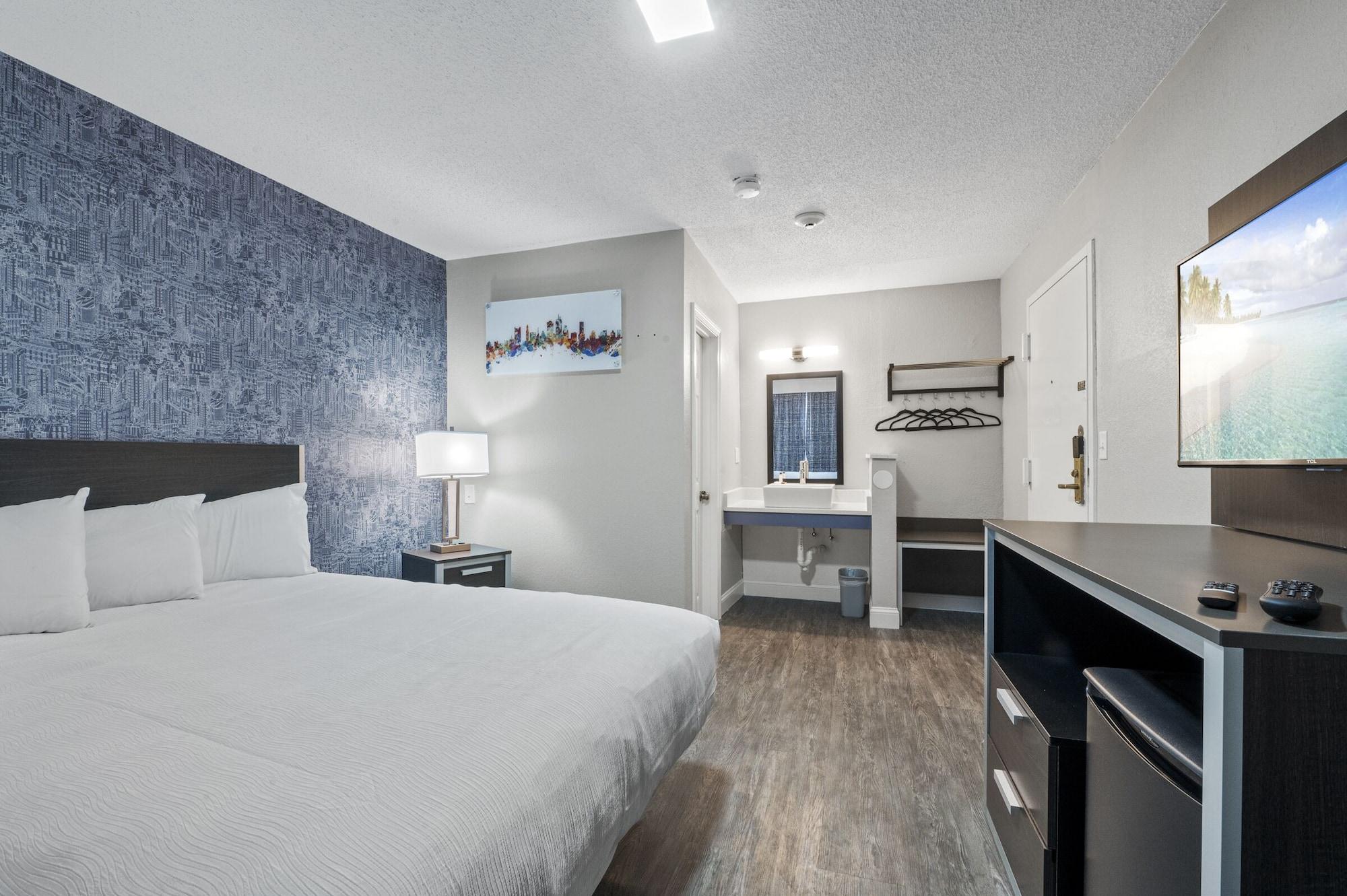 Super 8 By Wyndham Watertown/Cambridge/Boston Area Hotel Ngoại thất bức ảnh